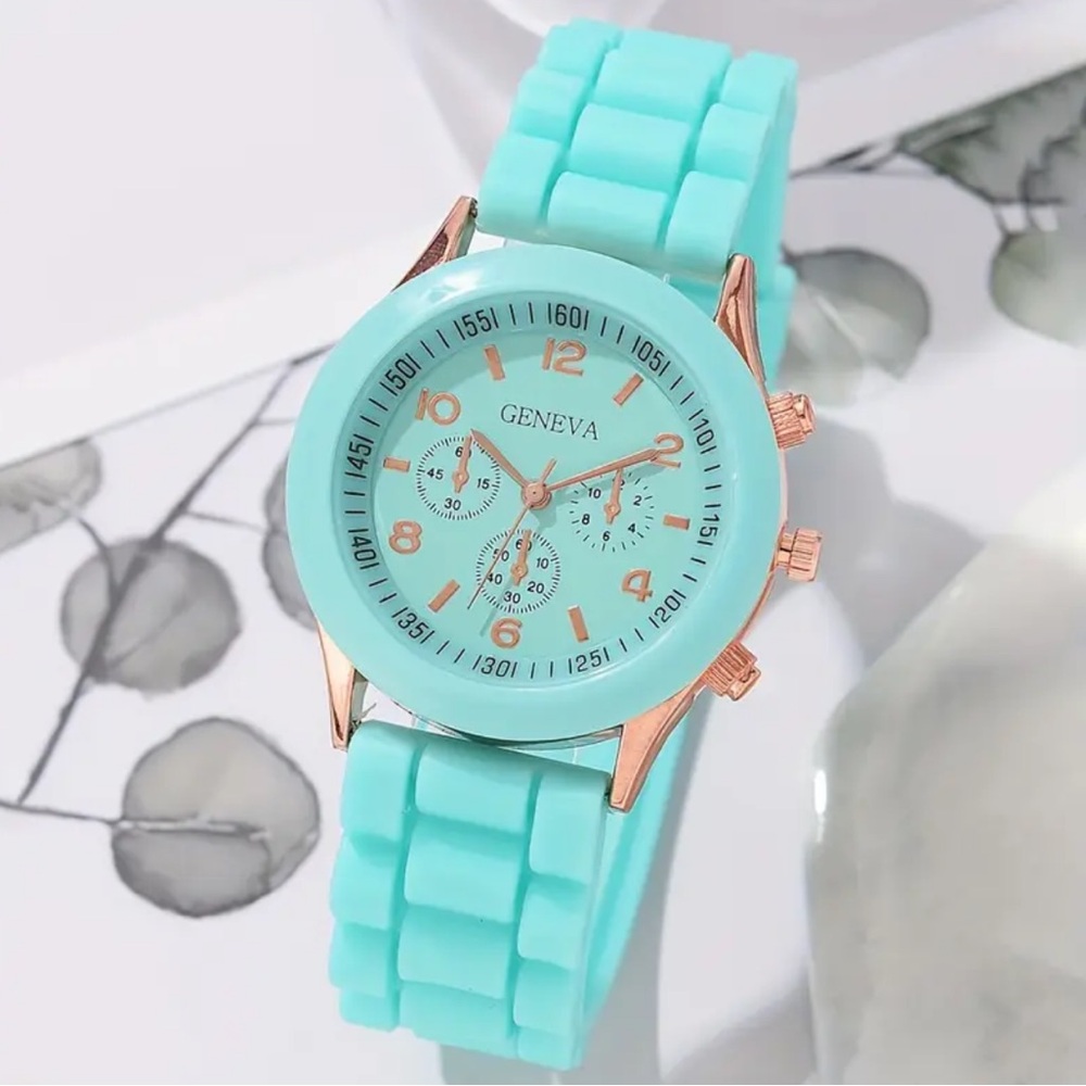 Geneva Women’s Trendy Chic Silicone Watch Comfortable Everyday Minimalist Wear